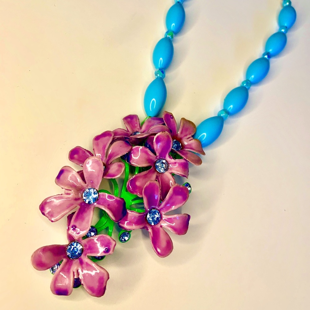 Vintage Pin & Plastic Beads Necklace
